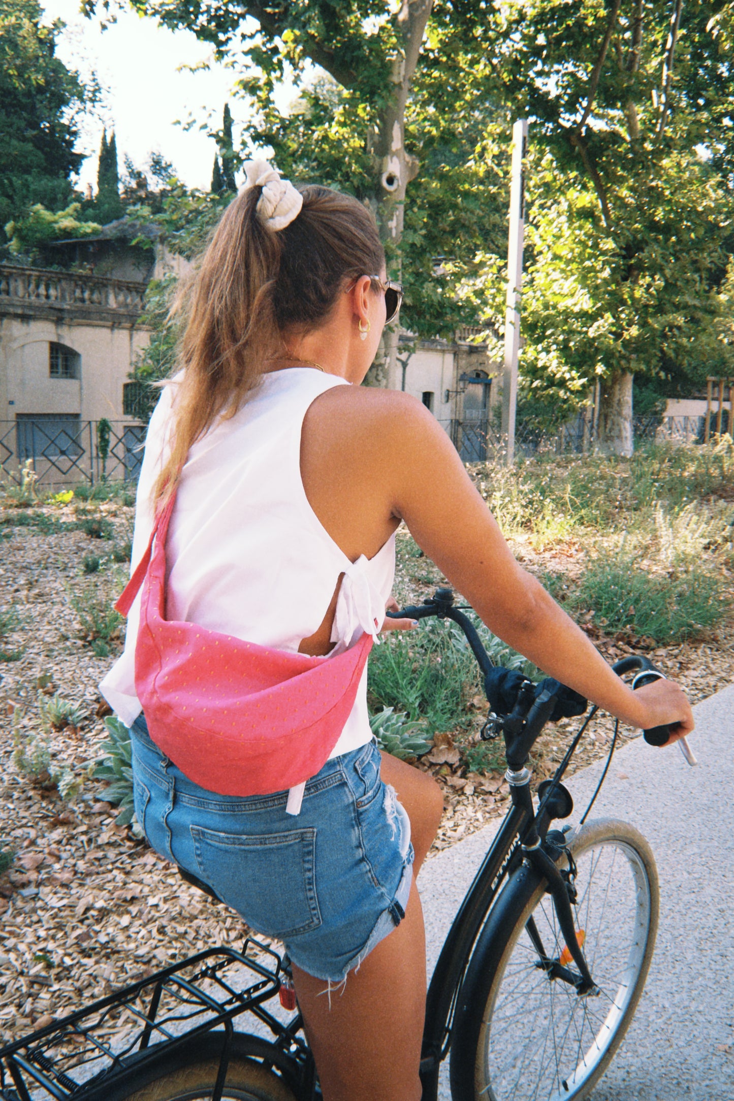 đ Sac demi-lune personnalisĂ© â Compact, stylĂ©, engagĂ©